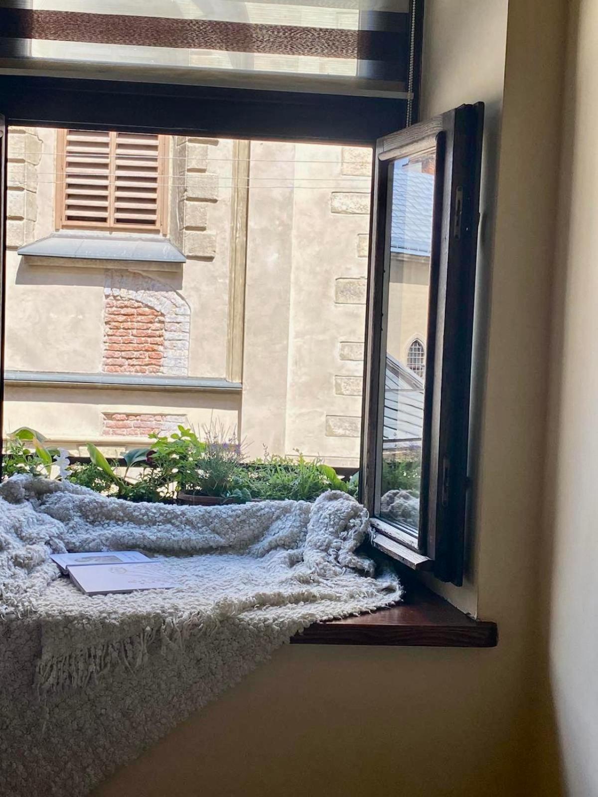 Вірменська 14 Центр Не Далеко Від Ж Д Вокзалу Звітні Документи Apartment Liov Exterior foto